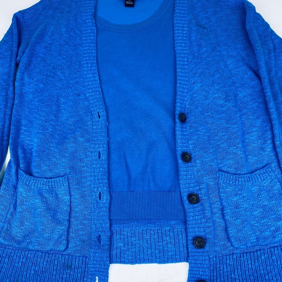Lot of 2- Abercrombie &Fitch sweater & AugSilkTop - Picture 1 of 8